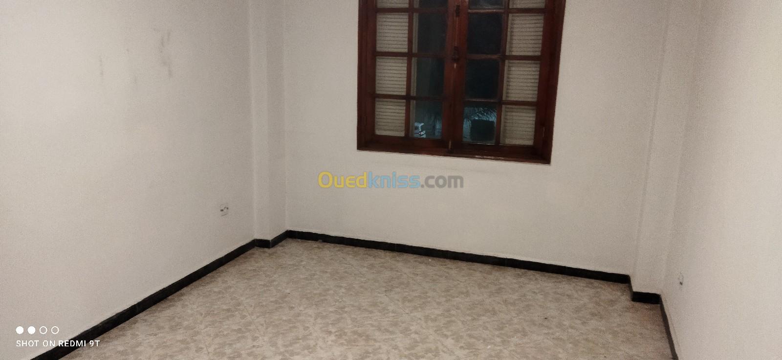 Location Appartement F4 Alger Bir mourad rais