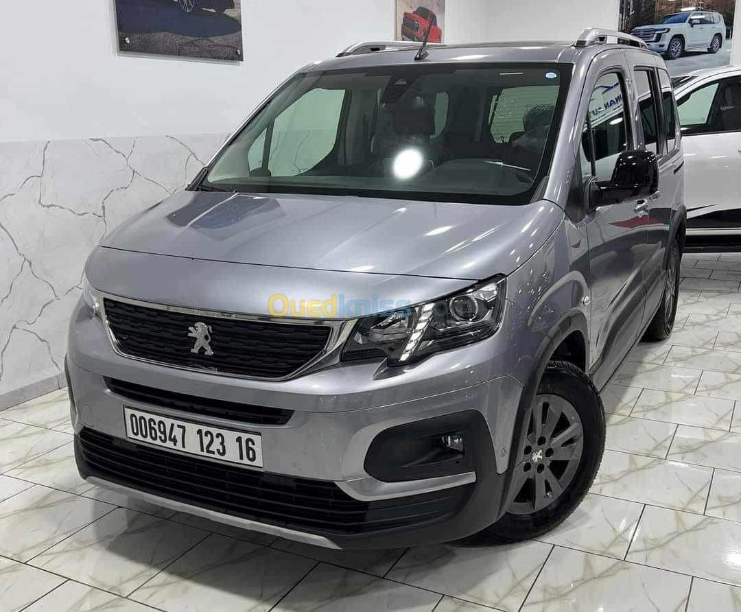 Peugeot Rifert 2023 1.6HDI 115