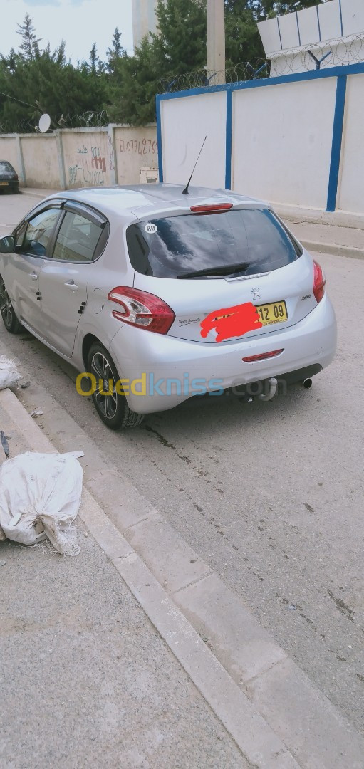 Peugeot 208 2012 Active