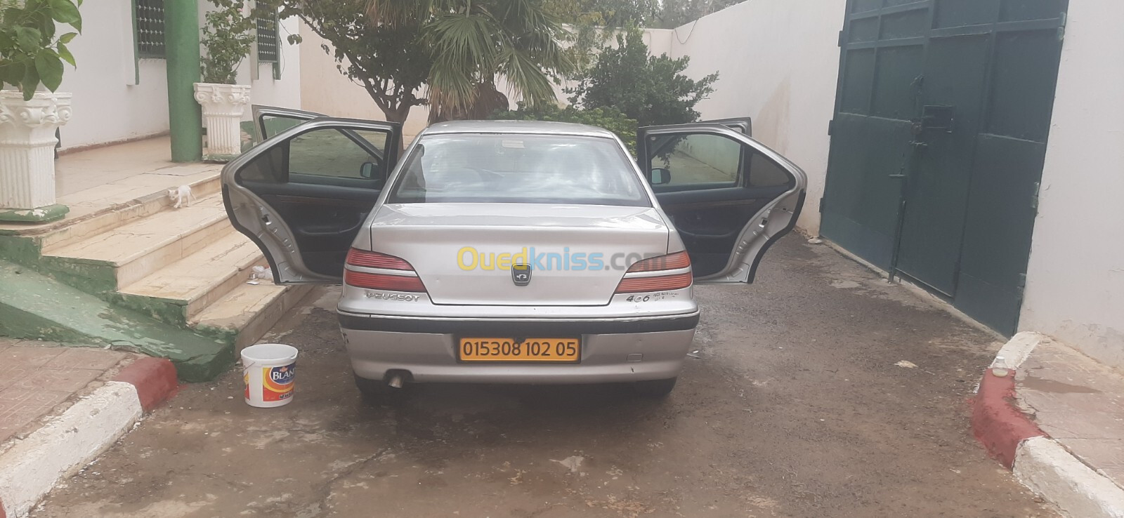 Peugeot 406 2002 406 hdi 2L 110ch