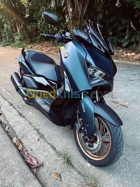 Yamaha Xmax 300 techmax 2023