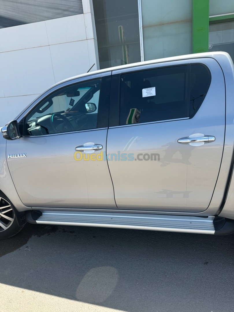 Toyota Hilux 2019 LEGEND DC 4x4 Pack Luxe