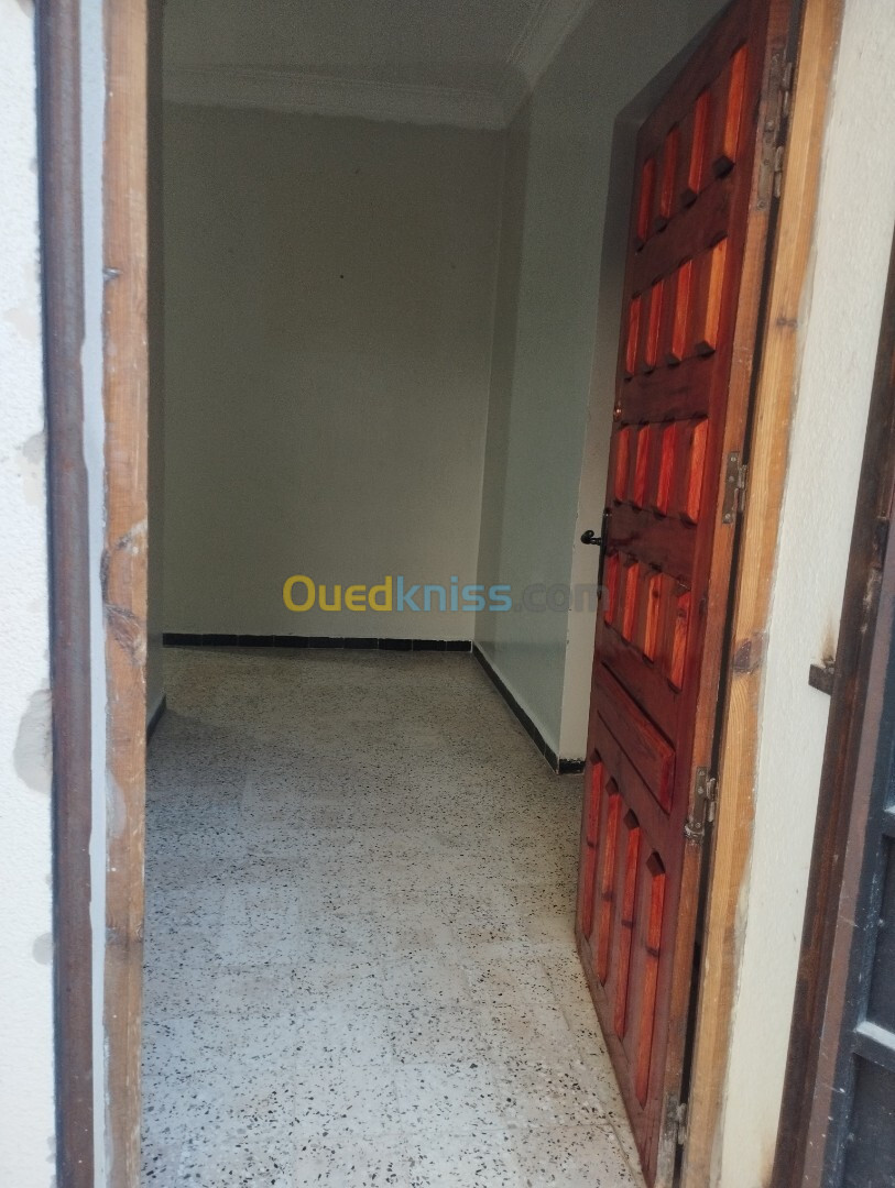 Location Appartement F04 Tébessa Tebessa