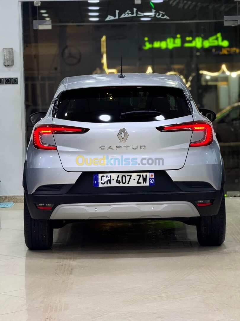 Renault Captur 2023 