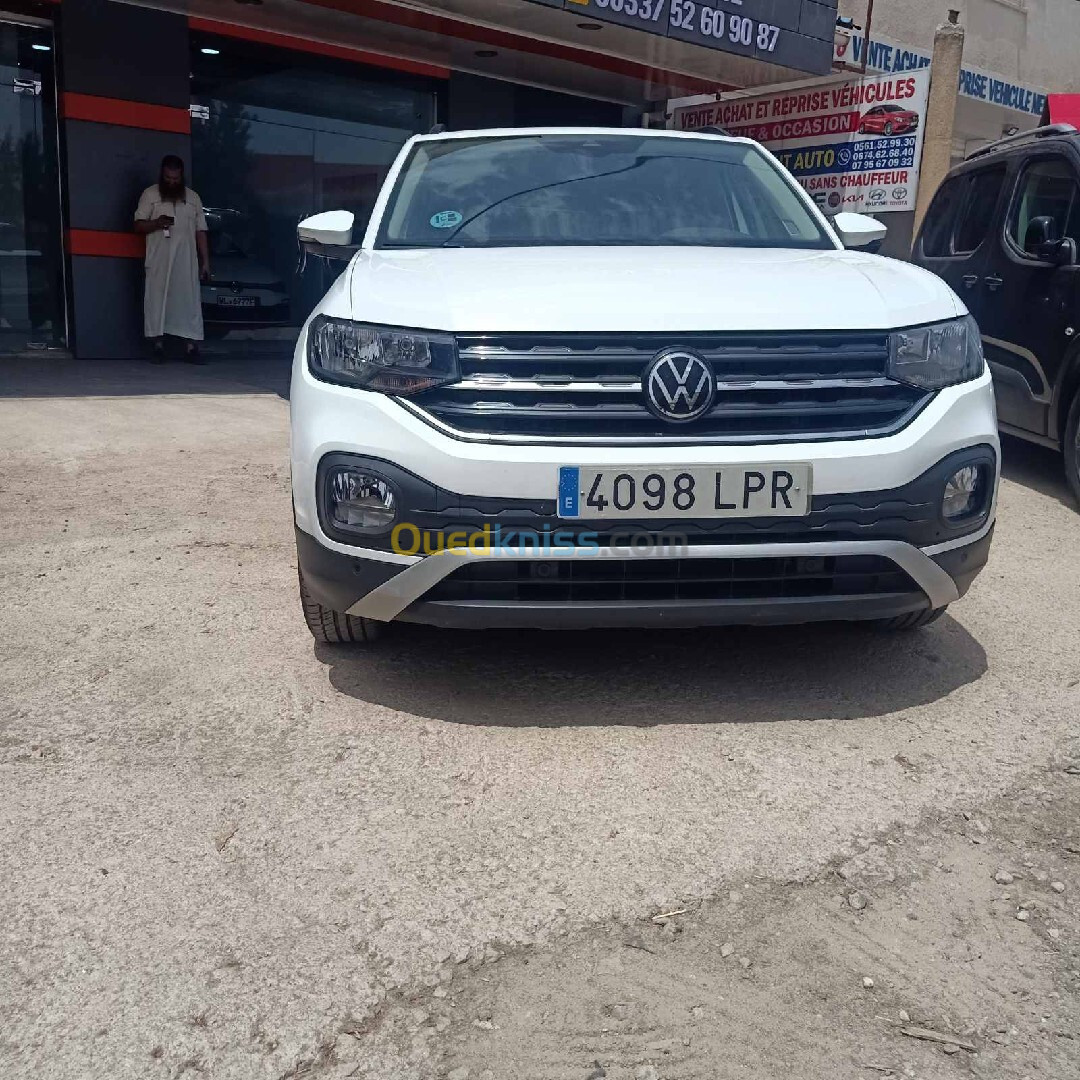 Volkswagen T-CROSS 2021 Life