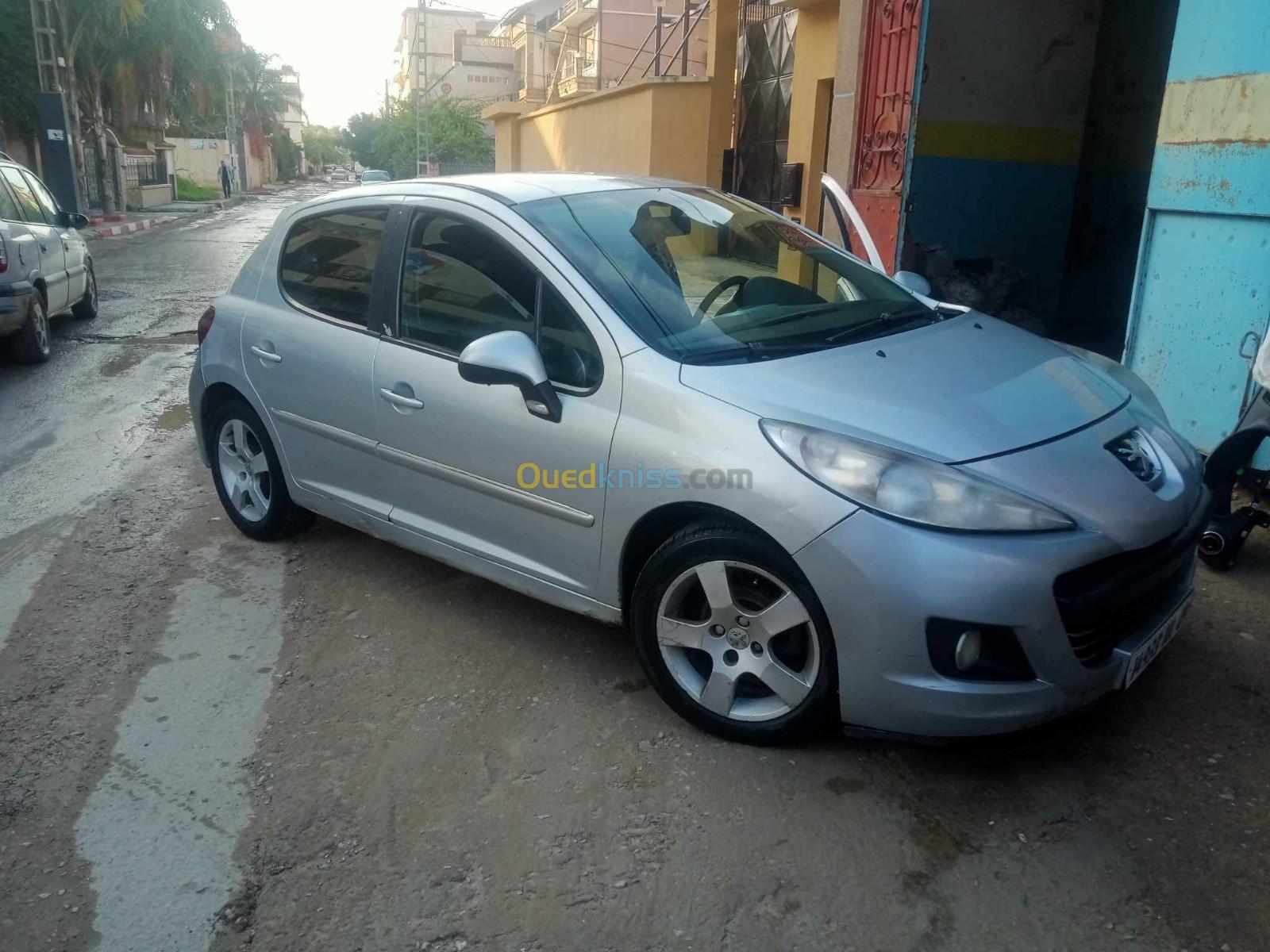 Peugeot 207 2011 