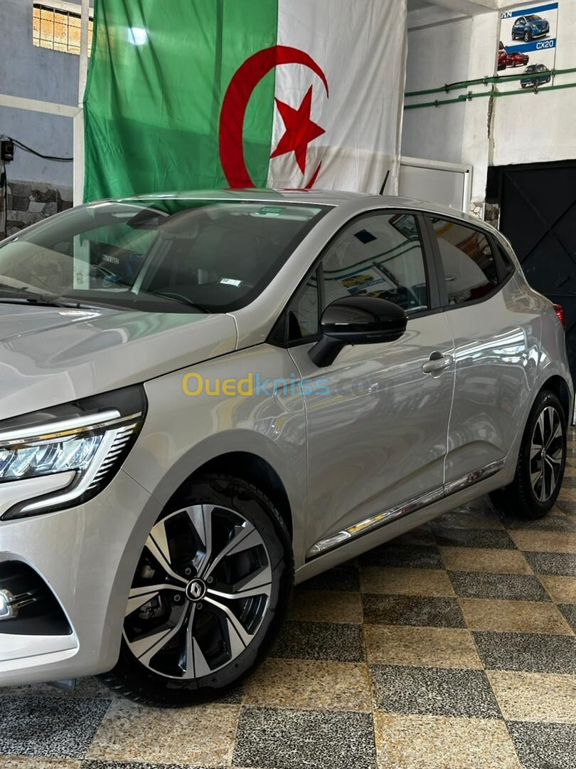 Renault Clio 2023 Evolution 100 ch tce ess gpl