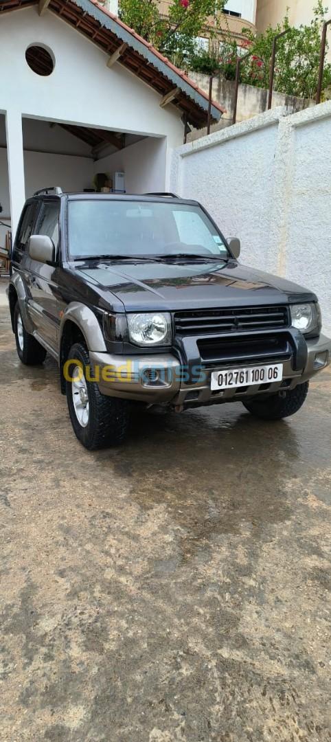 Mitsubishi Pajero Court 2000 Pajero Court