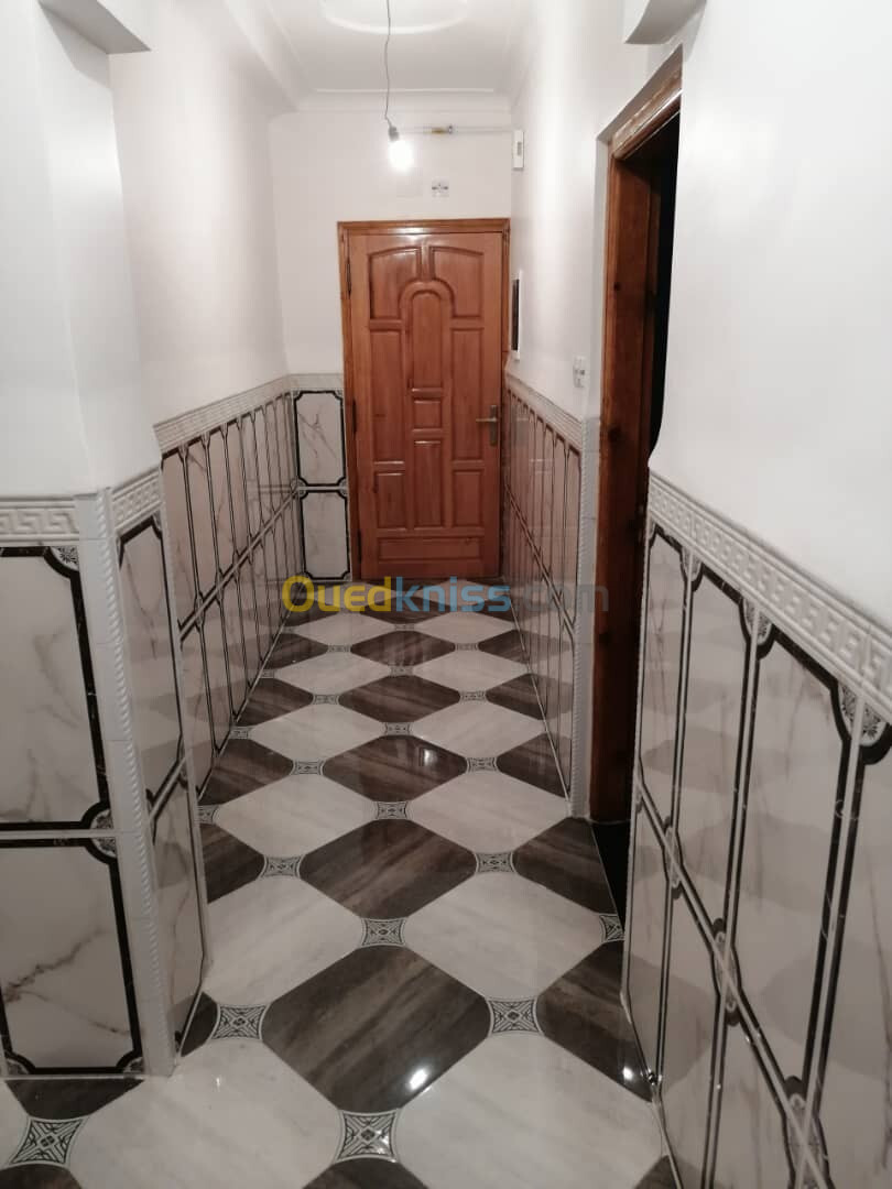 Vente Appartement F4 Batna Fesdis