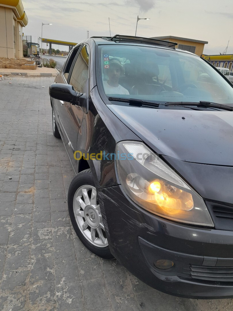 Renault Clio 3 2009 Exception