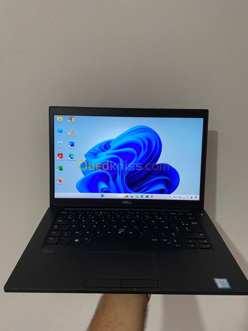 Dell Latitude 7480 i5 7eme gen 256gb SSD EVME avec chargeur original 