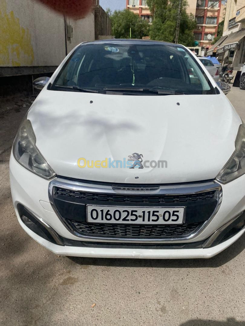 Peugeot 208 2015 Allure Facelift