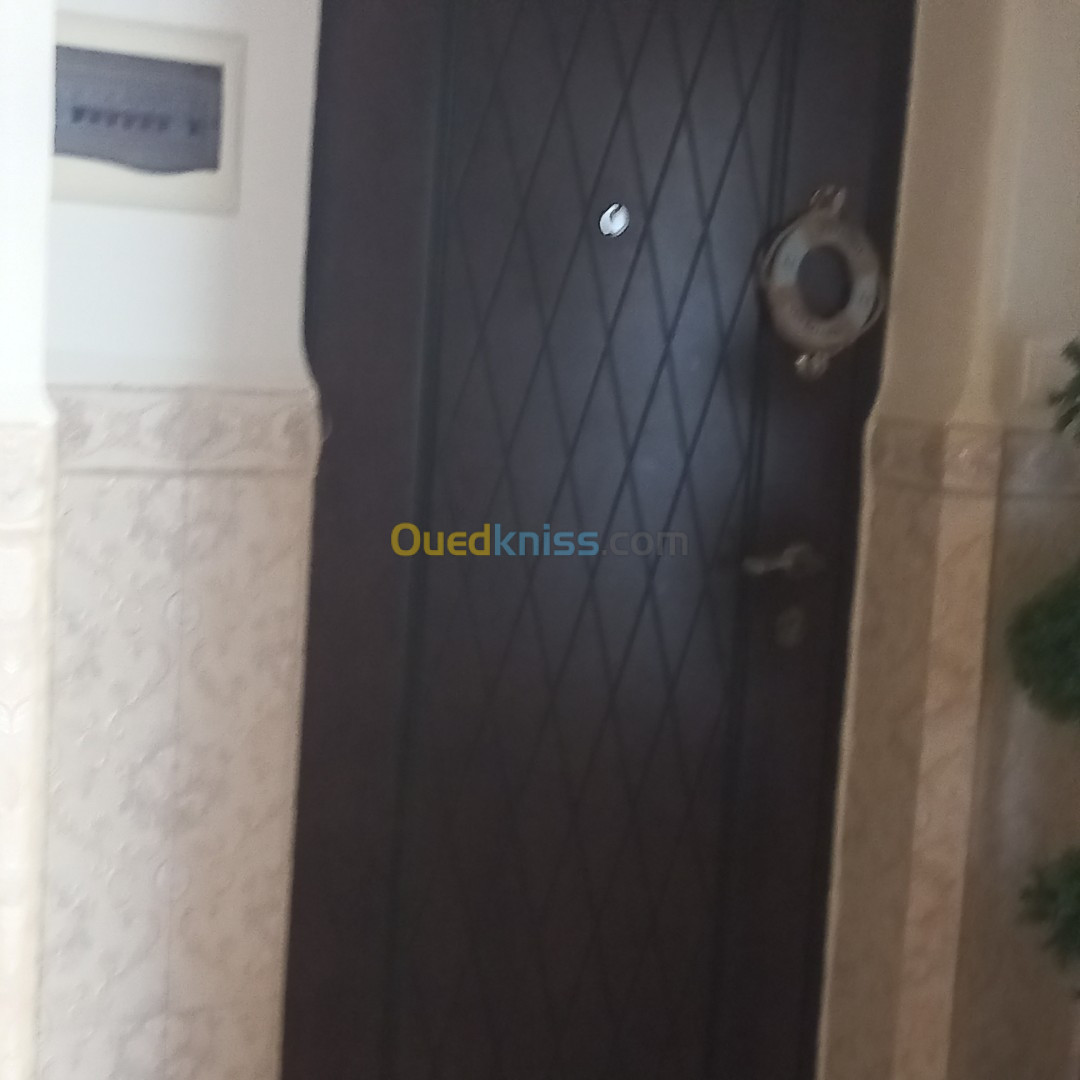 Vente Appartement F3 Alger Ain benian