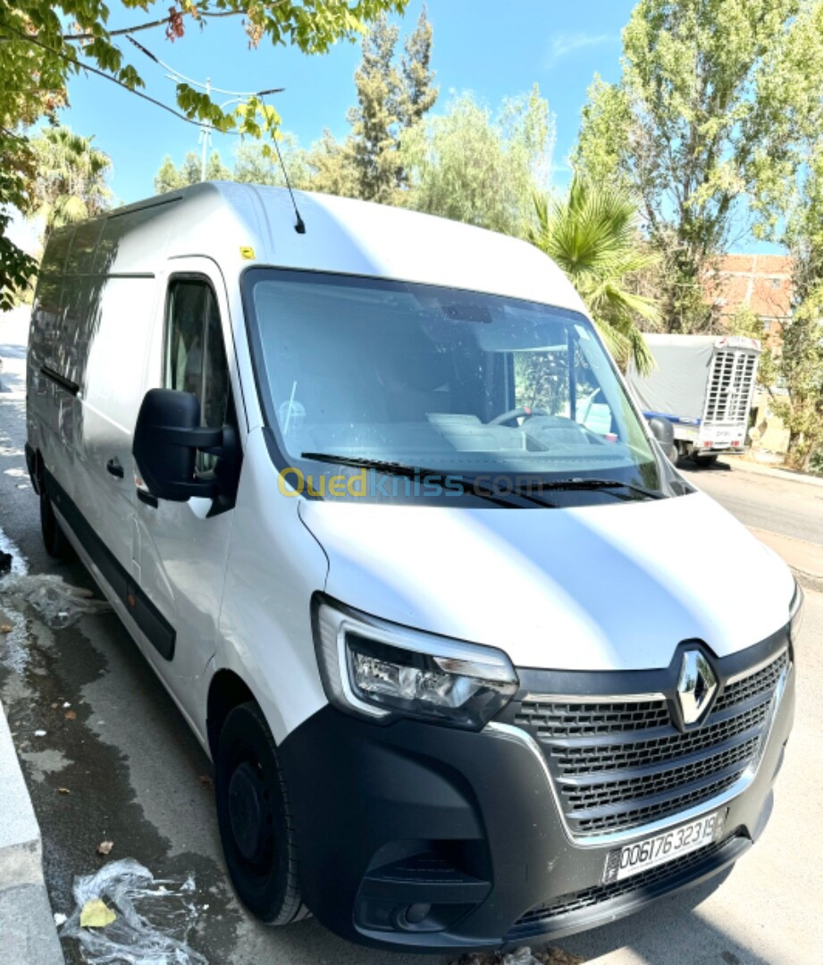 Renault Master 2023