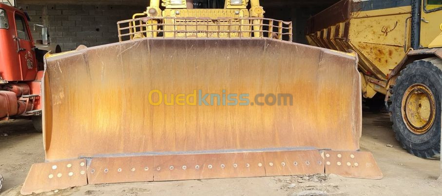 KOMATSU BULL DOZER D155 2000