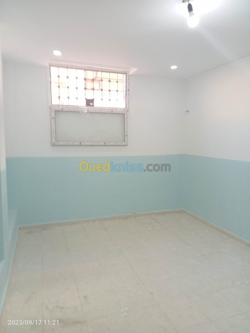 Location Appartement F4 Ouargla Hassi messaoud