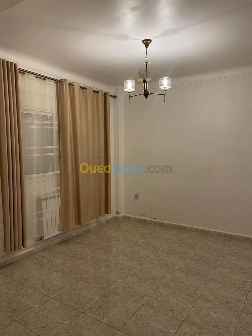 Location Appartement F3 Tipaza Kolea