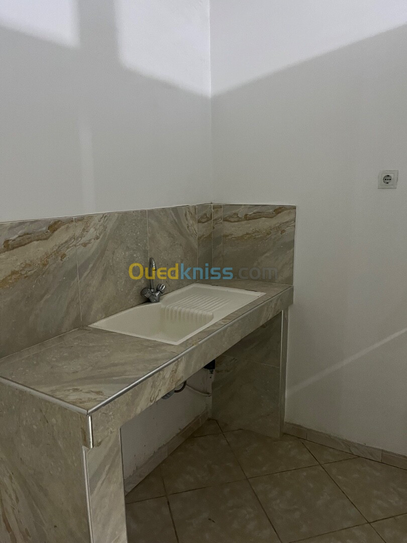 Location Appartement F5 Alger Cheraga