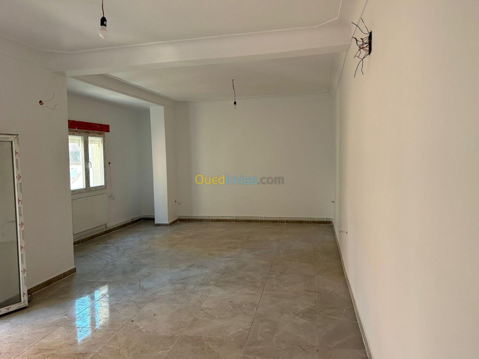 Location Appartement F4 Oran Bir el djir