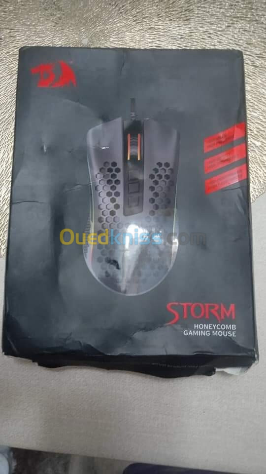 Redragon storm m808