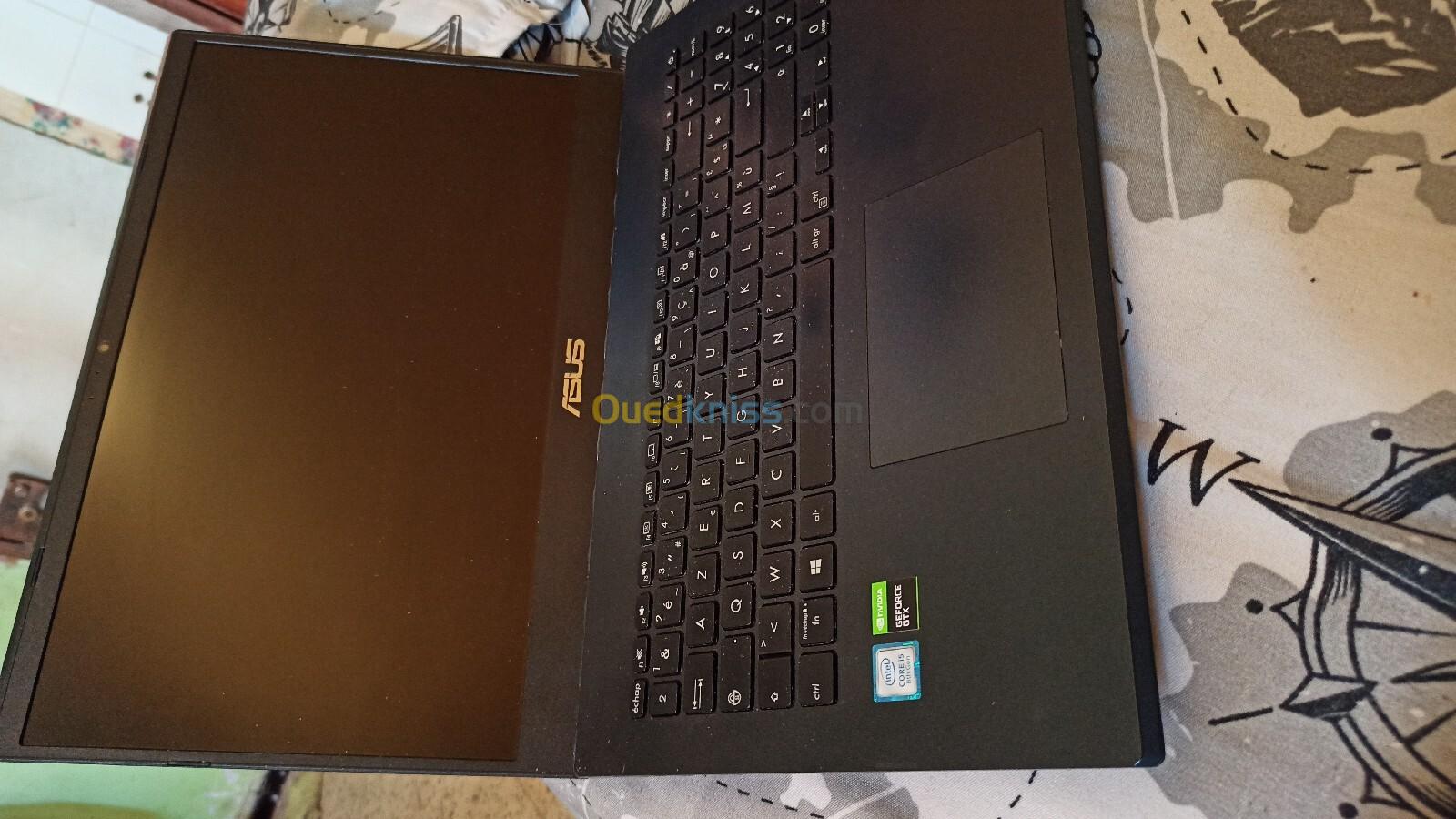 Gaming laptop asus x571gt