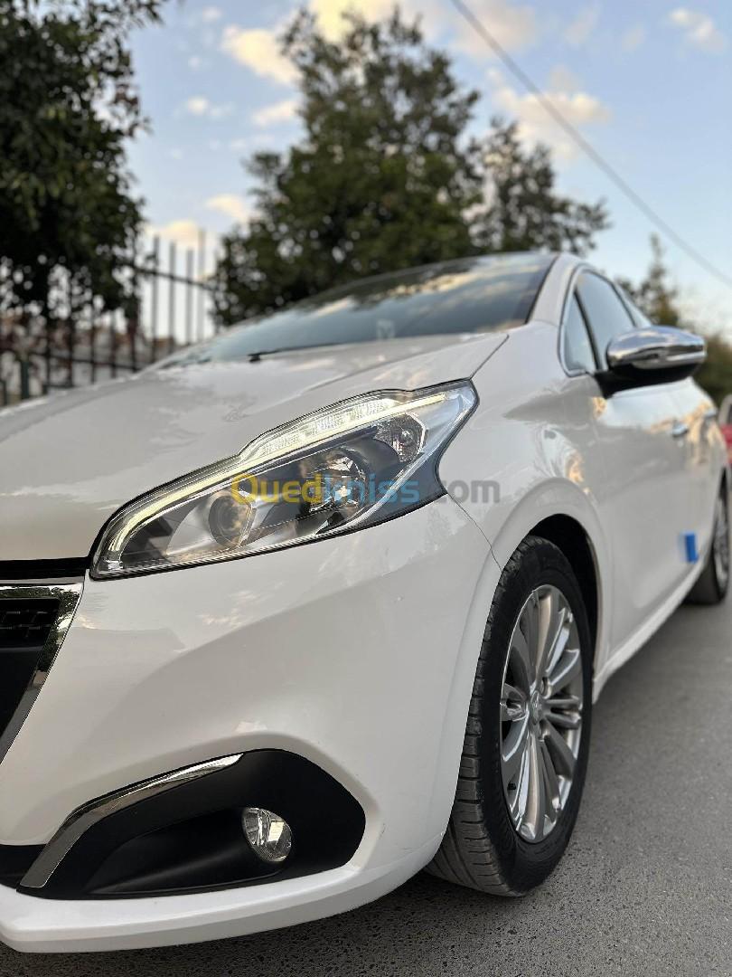 Peugeot 208 2019 Allure Facelift