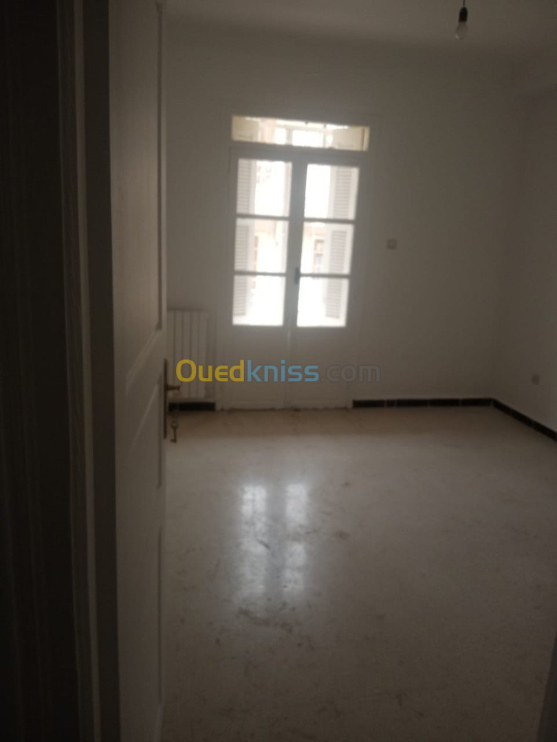 Vente Appartement F3 Alger Dely brahim