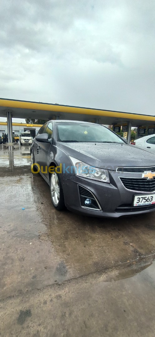 Chevrolet Cruze 2014 Cruze Hatchback