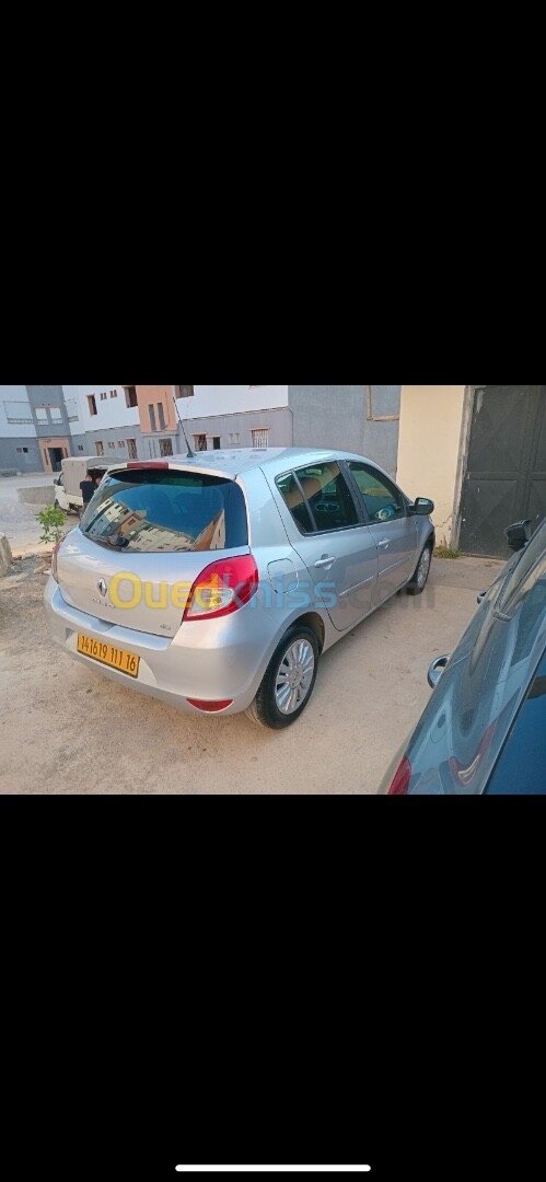 Renault Clio 3 2011 Exception