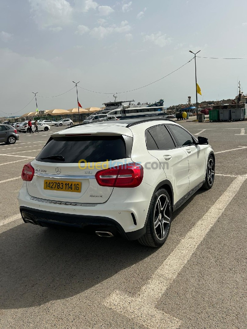 Mercedes GLA 2014 