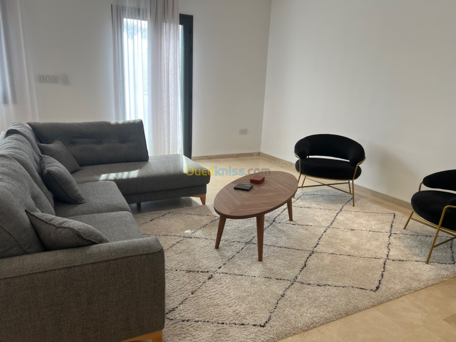 Location Appartement F5 Alger Hydra