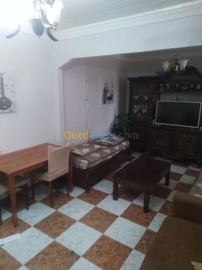 Location Appartement F5 Batna Batna