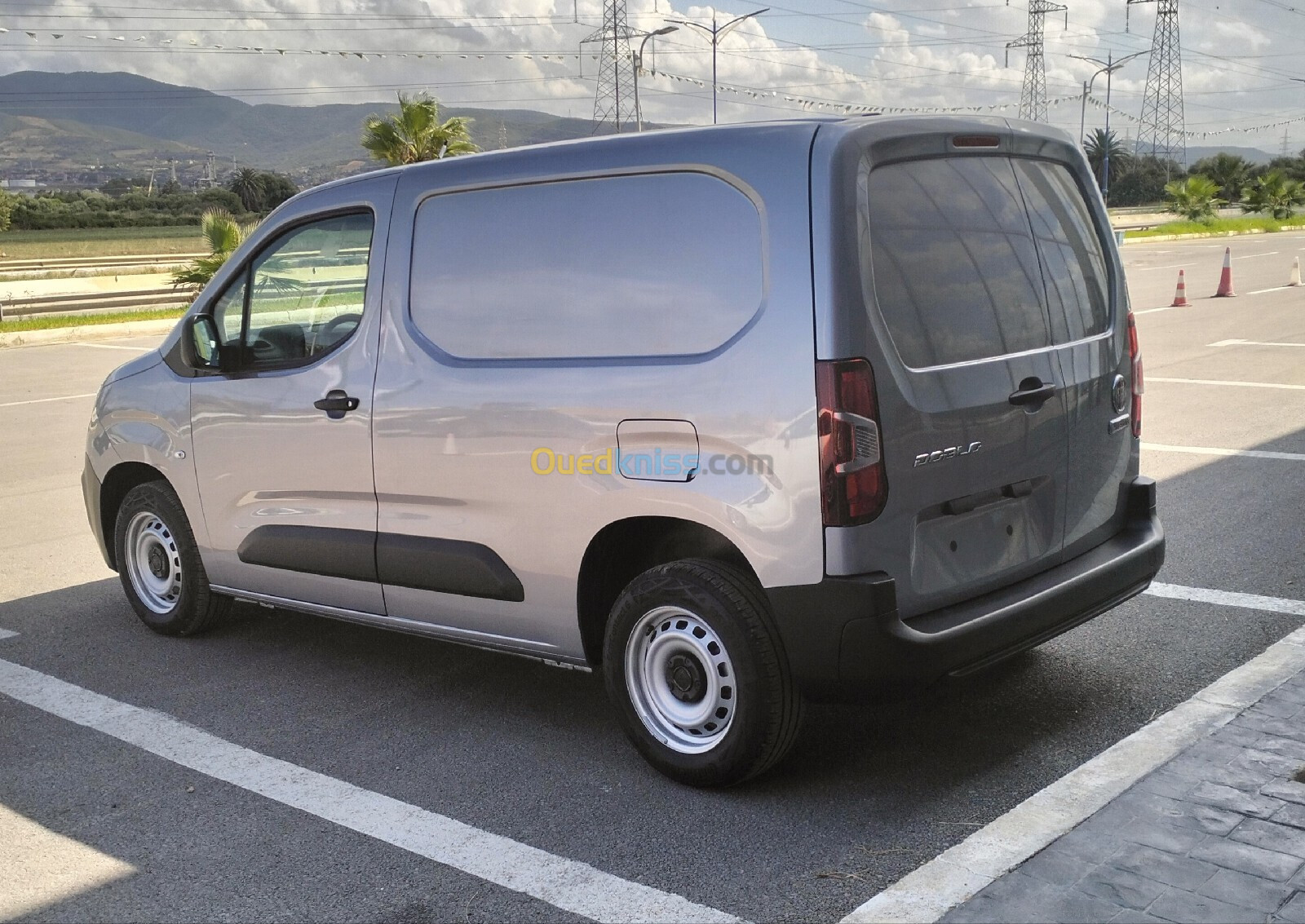 Fiat Doblo 2024 Algérie