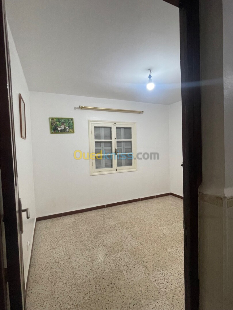 Location Appartement F4 Alger Cheraga