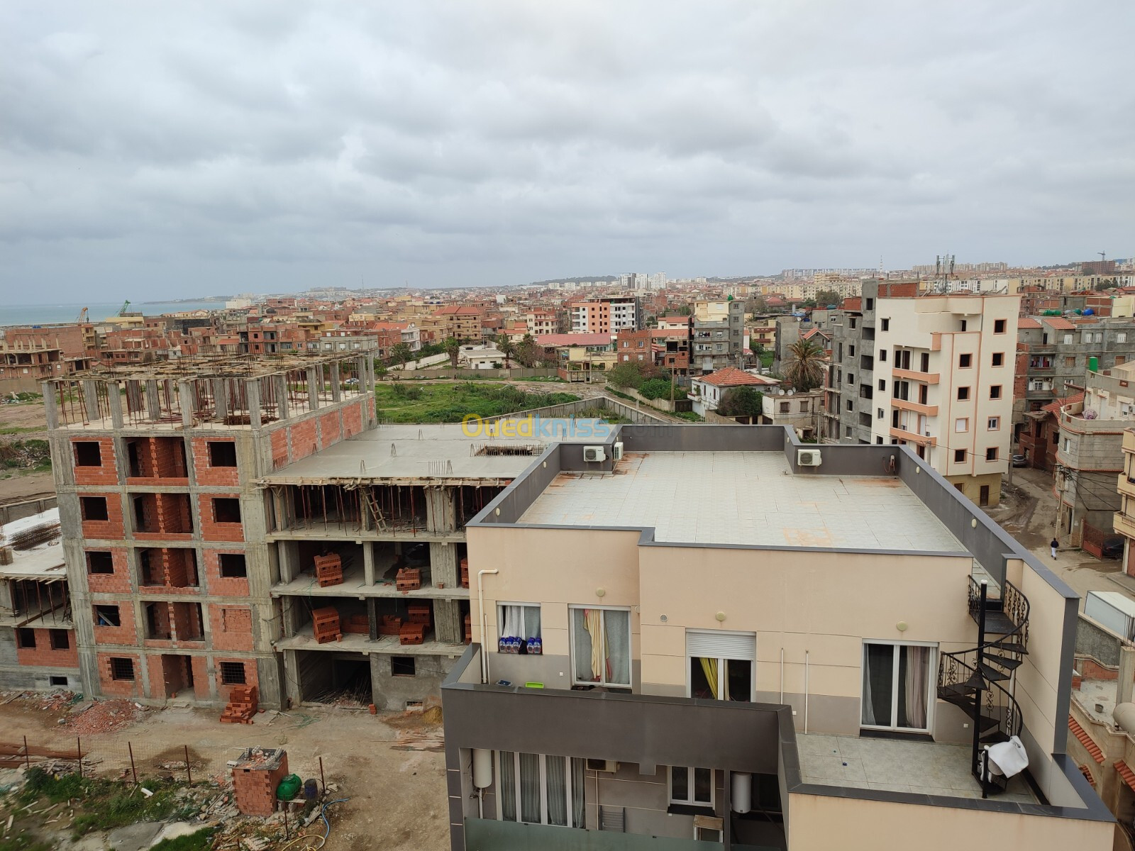 Vente Appartement F2 Alger Bordj el kiffan