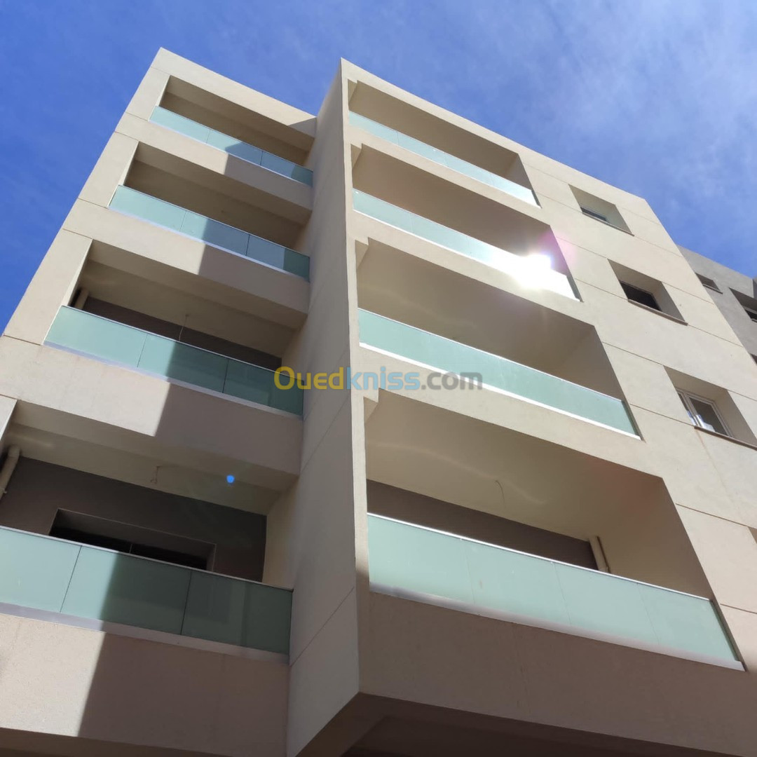 Vente Appartement F4 Alger Bordj el kiffan