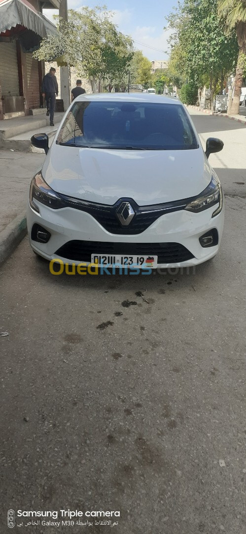 Renault Clio 5 2023 equilibre