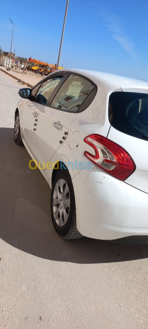 Peugeot 208 2012 Active