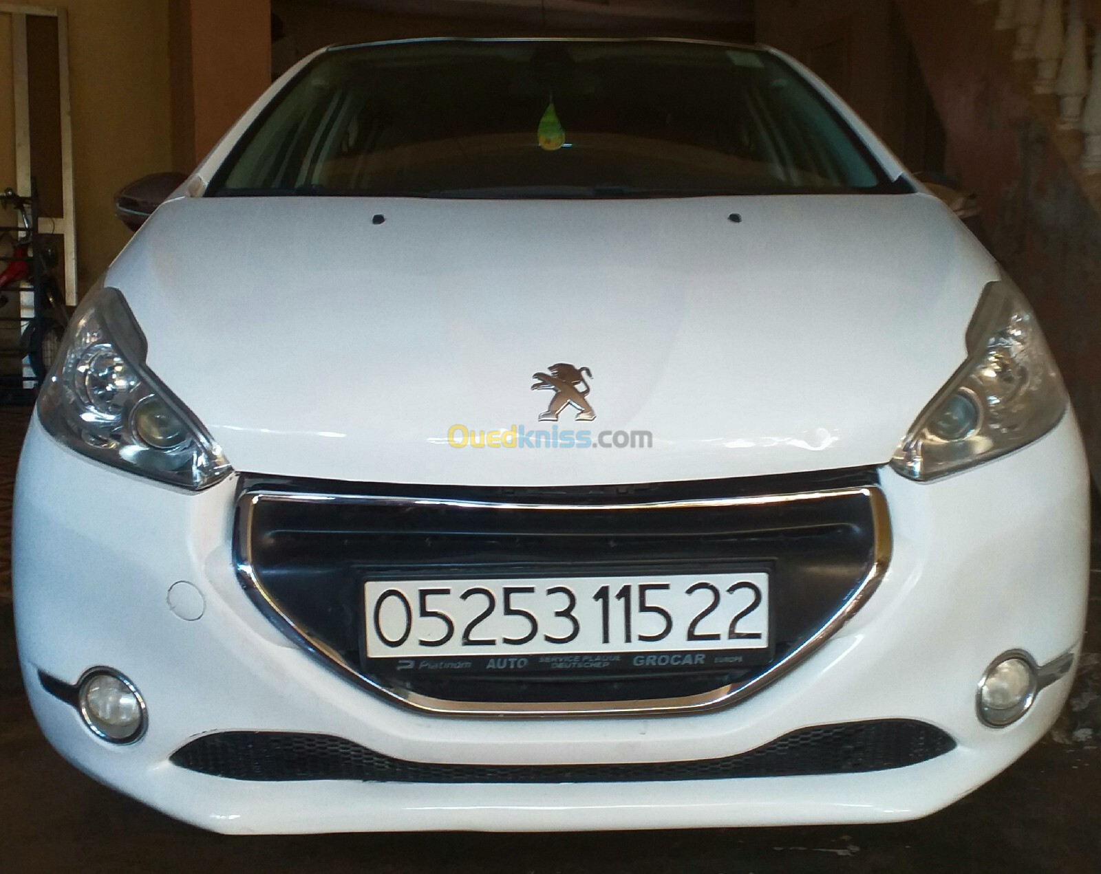 Peugeot 208 2015 Allure