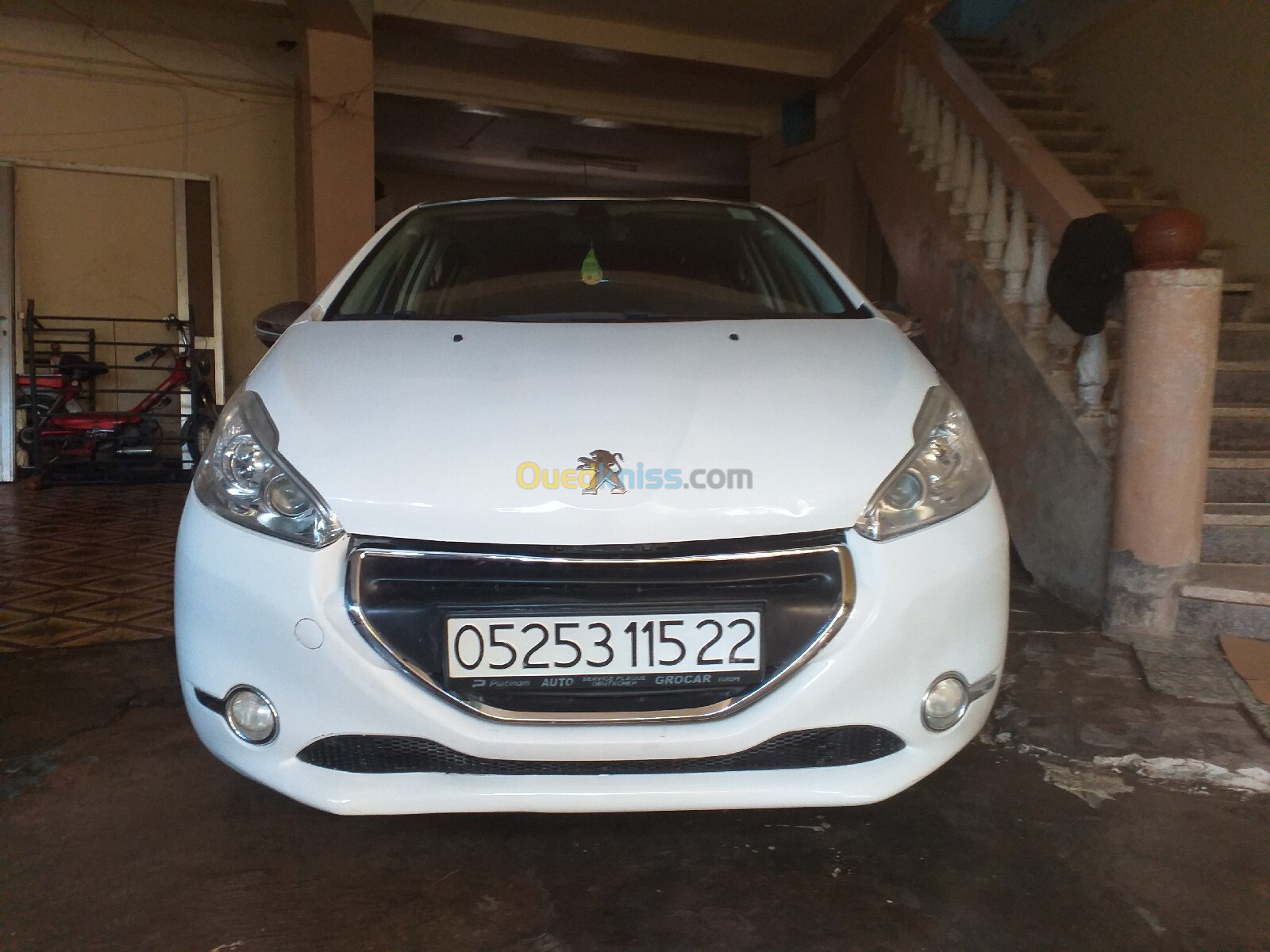 Peugeot 208 2015 Allure