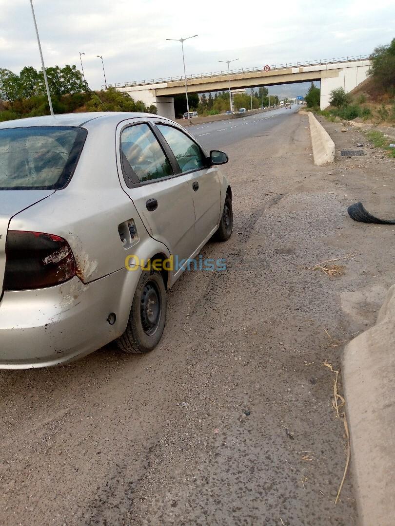 Chevrolet Aveo 4 portes 2004 1.5