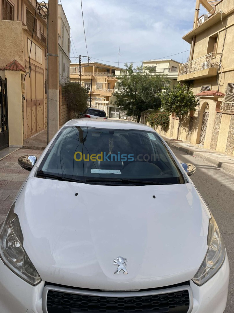 Peugeot 208 2013 208