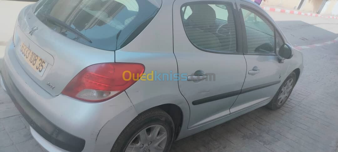 Peugeot 207 2008 207