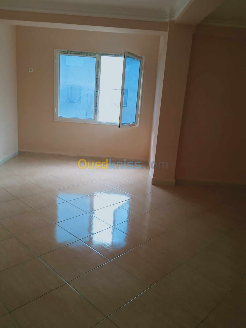 Location Appartement F3 Béjaïa Bejaia