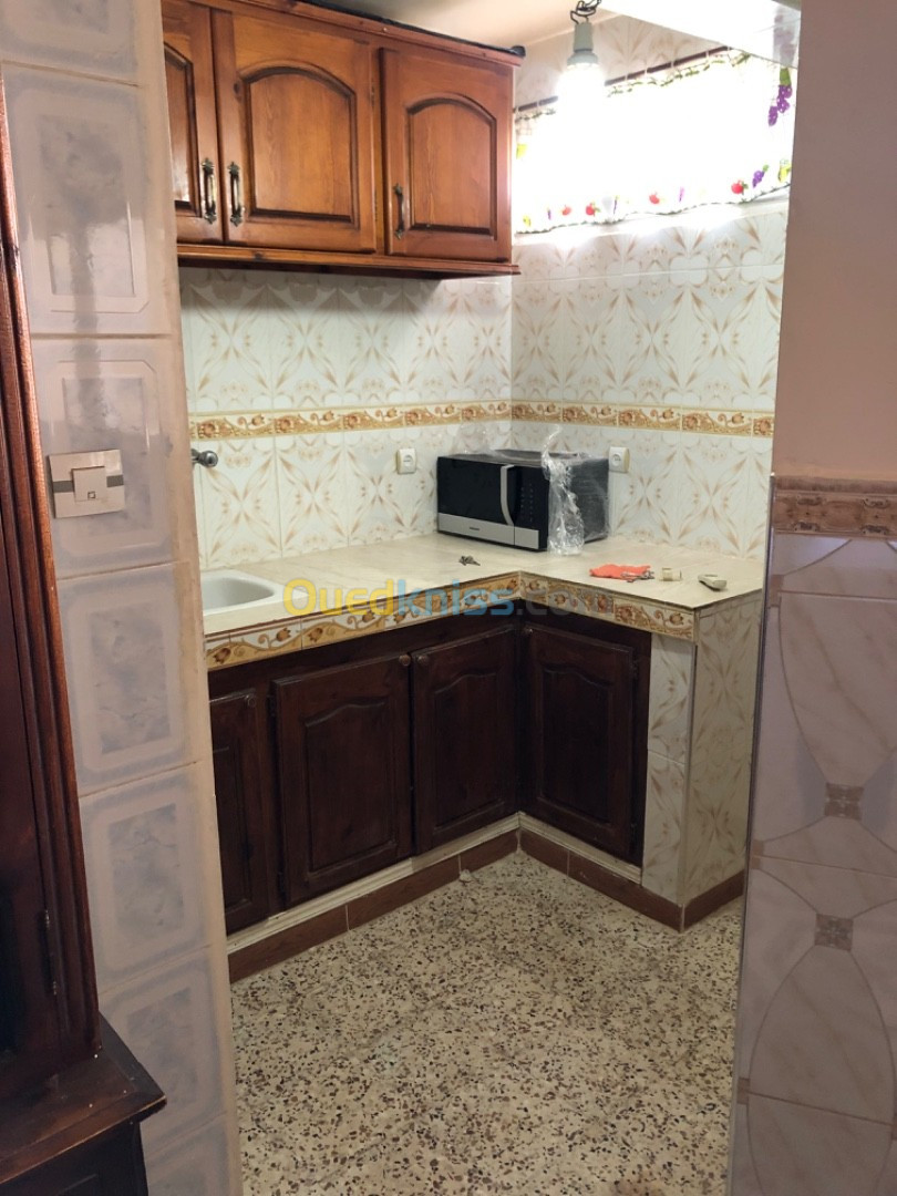 Location vacances Appartement F2 Mostaganem Mostaganem