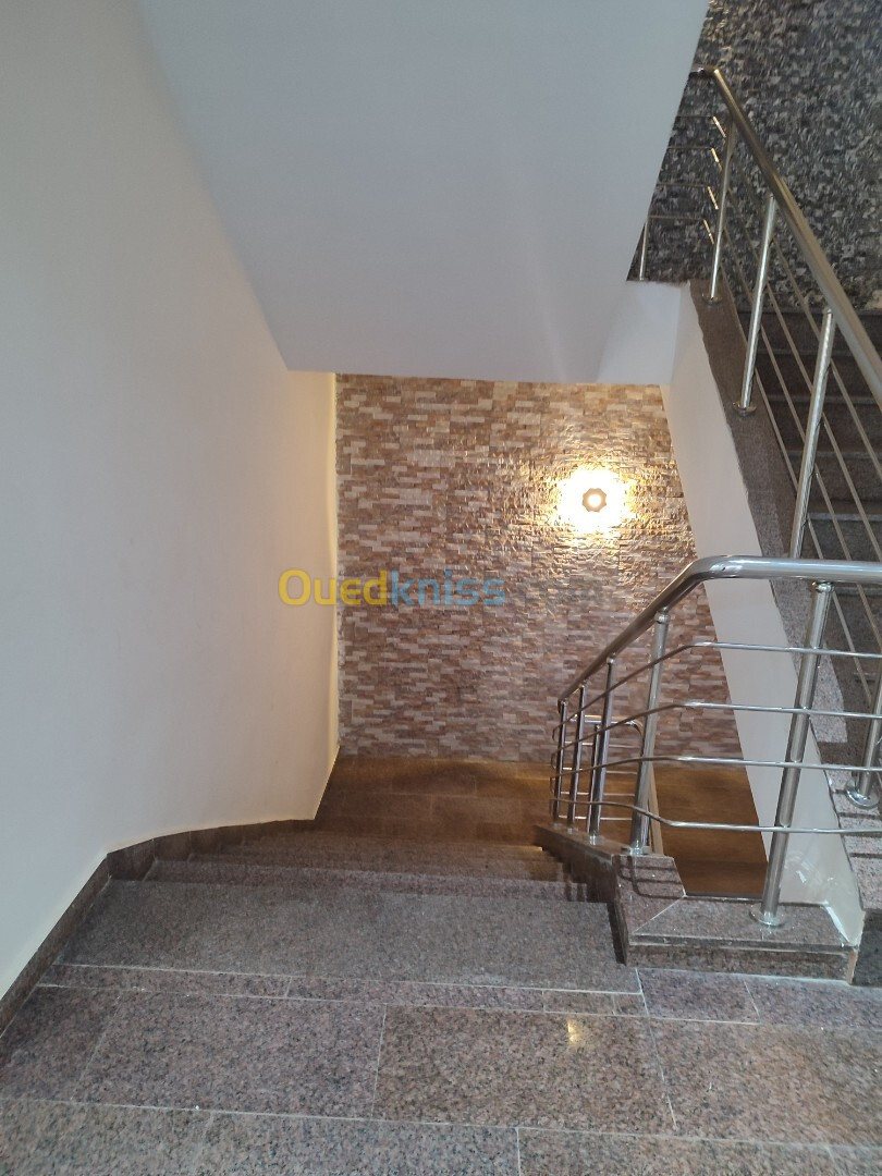 Vente Appartement F4 Alger Bordj el kiffan