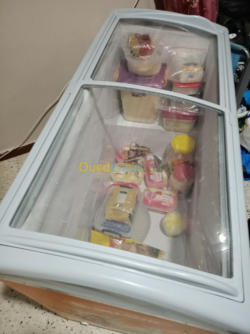 Frigo présentoirs 