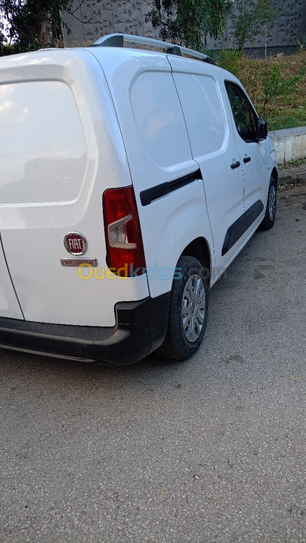 Fiat Doblo 2023 Italen