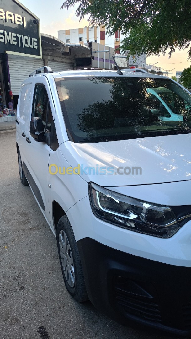 Fiat Doblo 2023 Italen