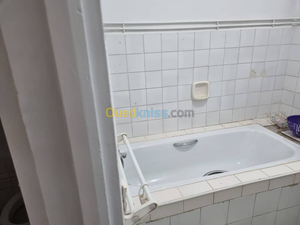 Location Appartement F3 Alger Draria